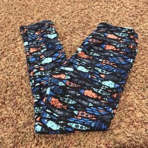 LuLaRoe Fish OS Leggings